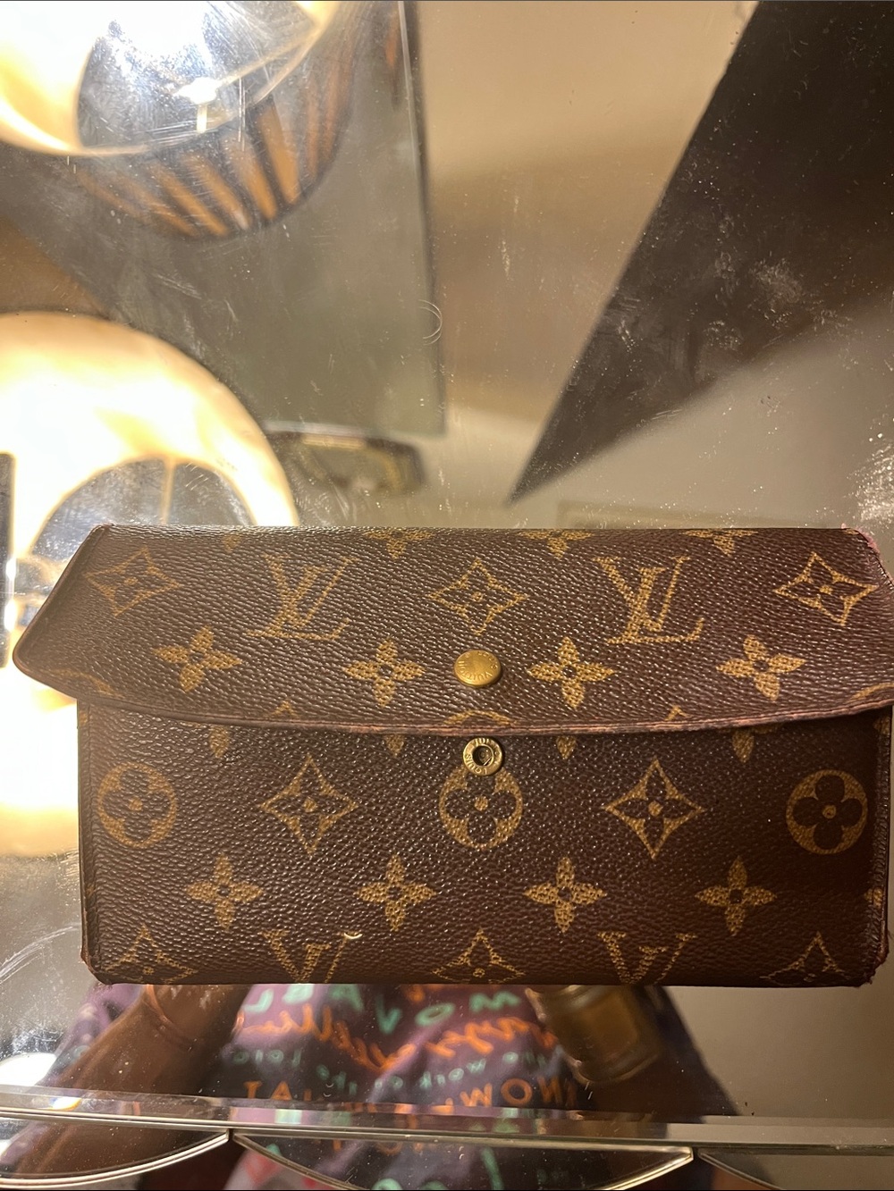 AUTHENTIC🔥Louis Vuitton Brown Monogram Canvas Bi-Fold Wallet with Gold  Hardware